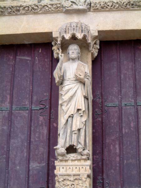 Porche central - le beau Dieu