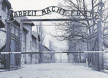 L'entrée du camp d'extermination d'Auscwitz