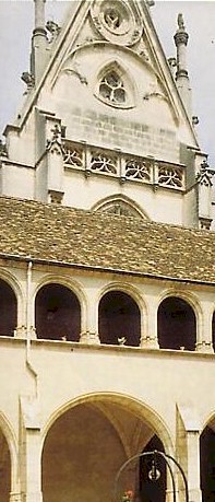  Eglise de Brou, vue du cloître