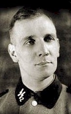  < Kurt Gerstein en lieutenant SS >