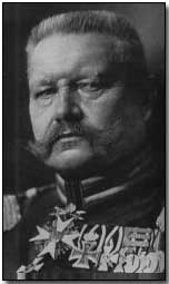 Le maréchal Paul von Hindenburg, héros de Tannenberg