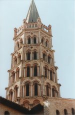  < Saint-Sernin est la plus vaste des églises romanes >