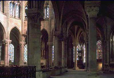  Vue de la nef lumineuse de Saint-Denis