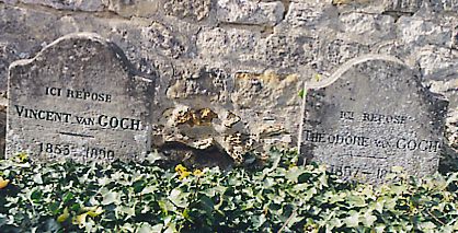  Les tombes de Vincent et Théodore Van Gogh, à Auvers-sur-Oise