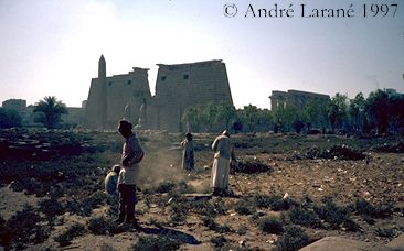  Le temple de Louqsor et son obélisque