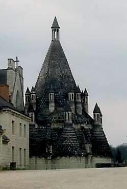  Célèbre cuisine octogonale de Fontevraud