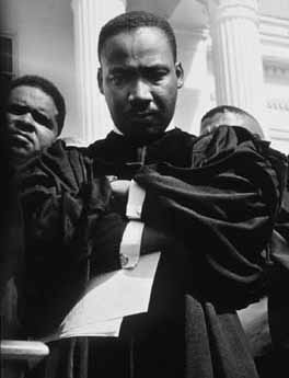  < Martin Luther King >