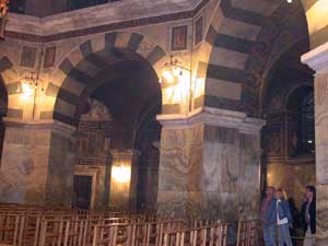 niveau inférieur de la chapelle