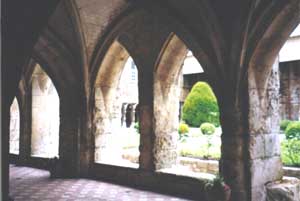 arcades de la galerie est 