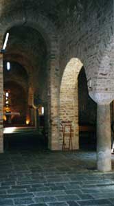 nef de l'église ahute