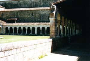 cloitre, vue sur le côté sud
