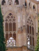 Cliquez pour voir le cloître de Poblet