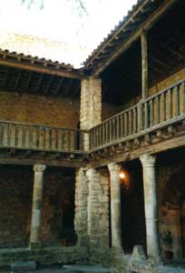 cour du palais vieux