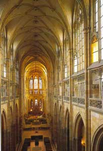 alignement de la nef et du choeur