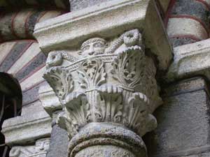 chapiteau du cloître